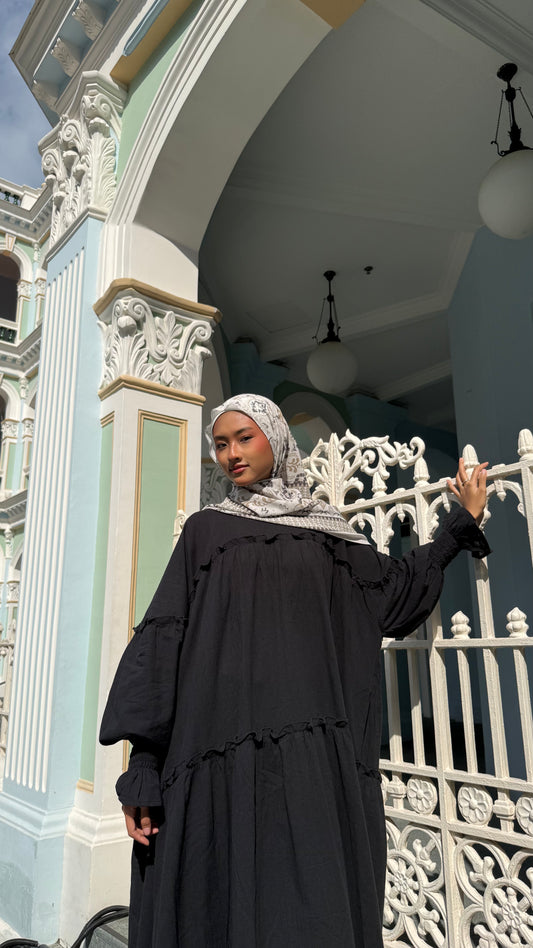 Tri Shawl Nur