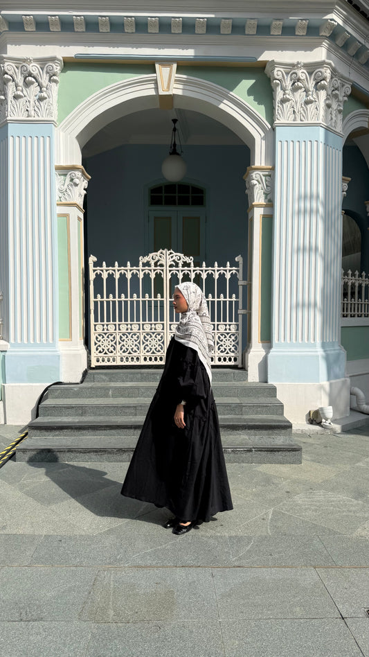 Tri Shawl Nur